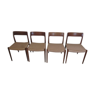 4 chaises #77 Moller