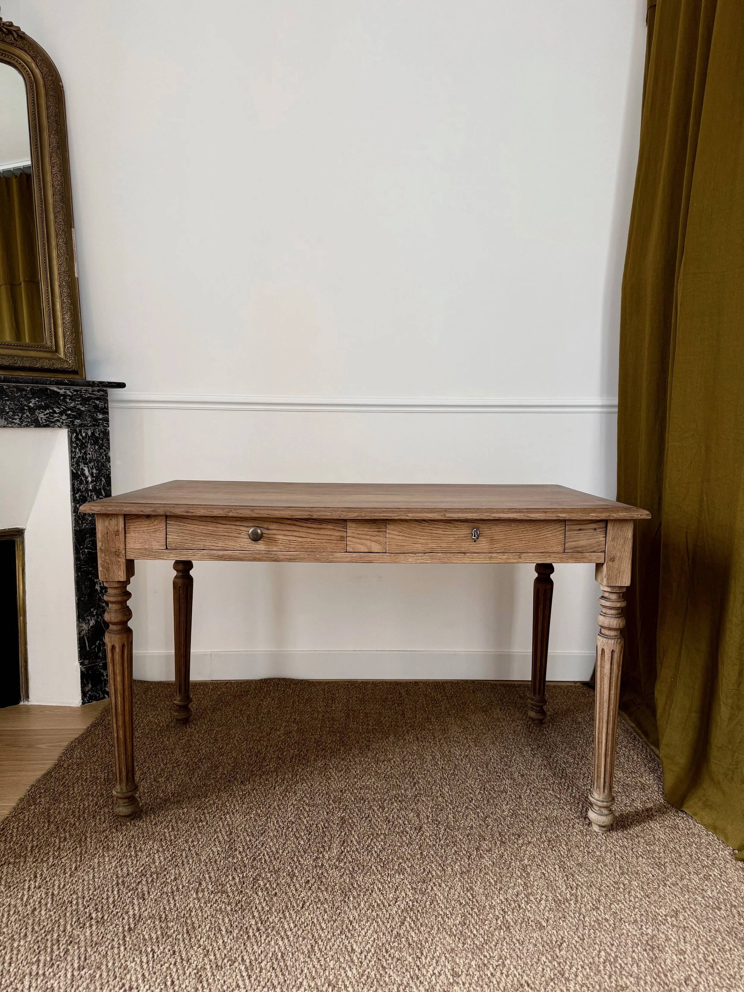 Bureau en chêne rénové