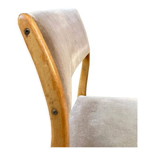 Chaise en bois scandinave