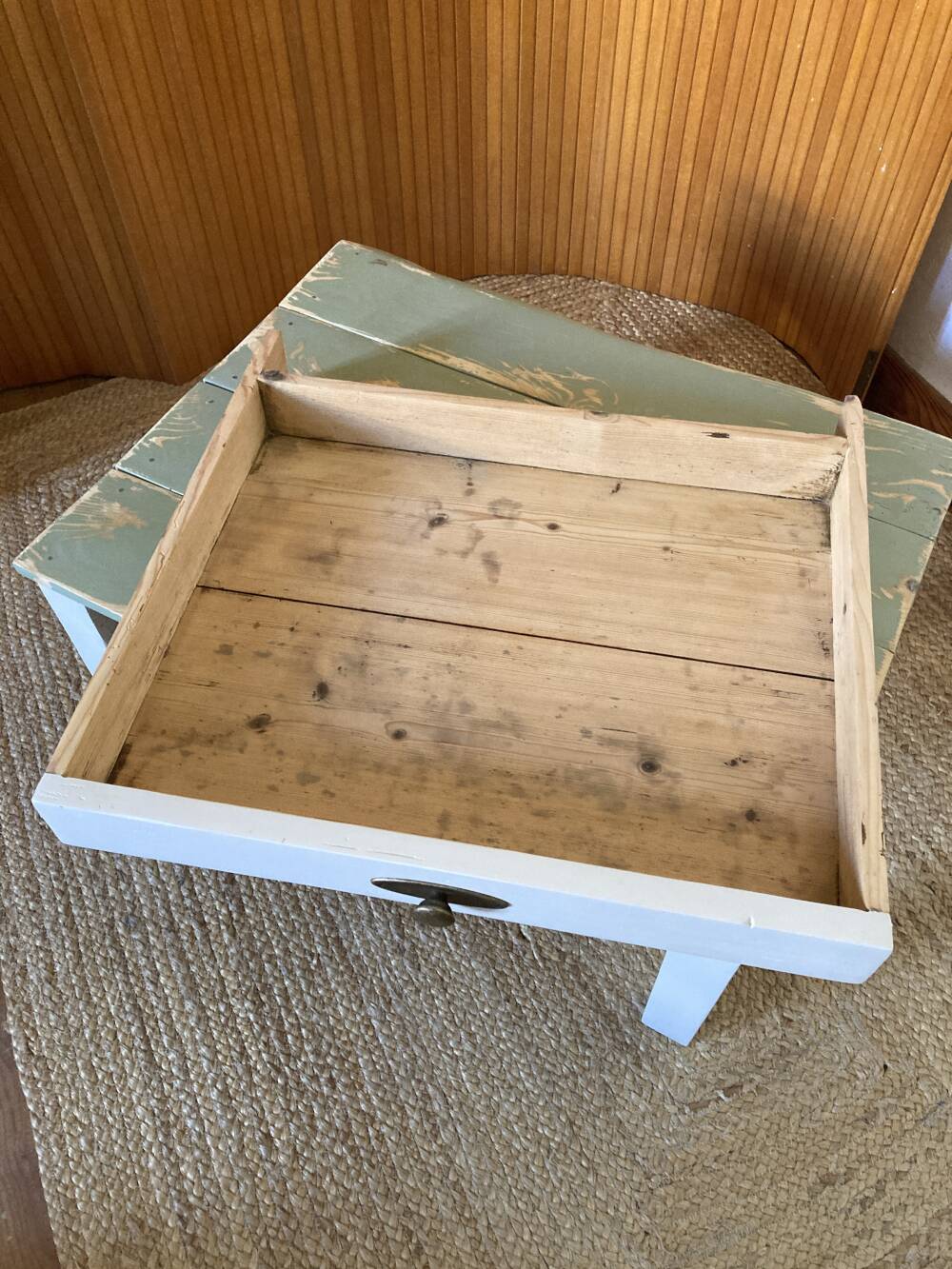 Solid wood coffee table with drawer