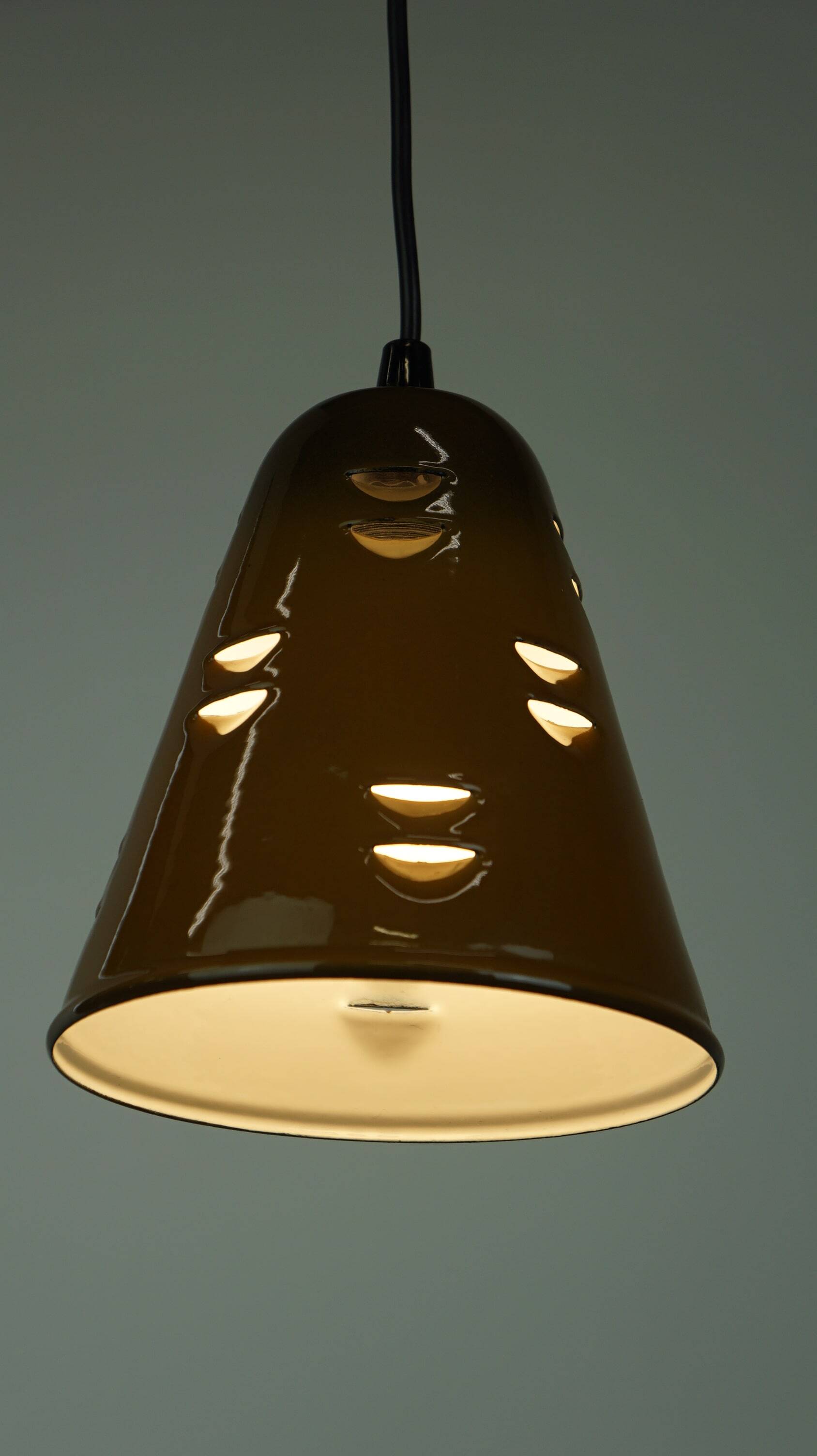 Vintage green and yellow enamel pendant light in good condition
