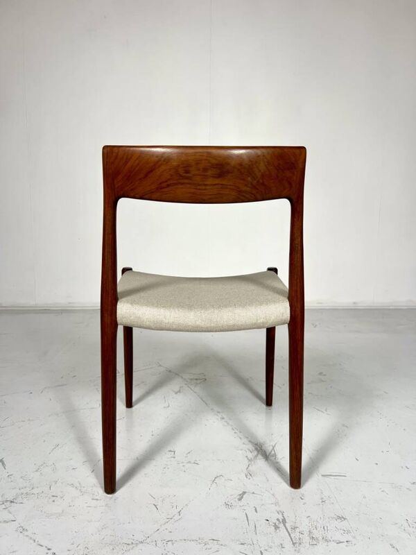 Chaises de salle à manger du milieu du siècle, Modèle 77 par Niels Otto pour Möller, Danemark