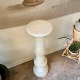 Column, white alabaster harness
