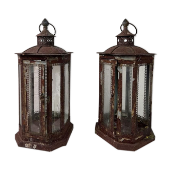 Set of 2 old hanging lanterns / candle holders