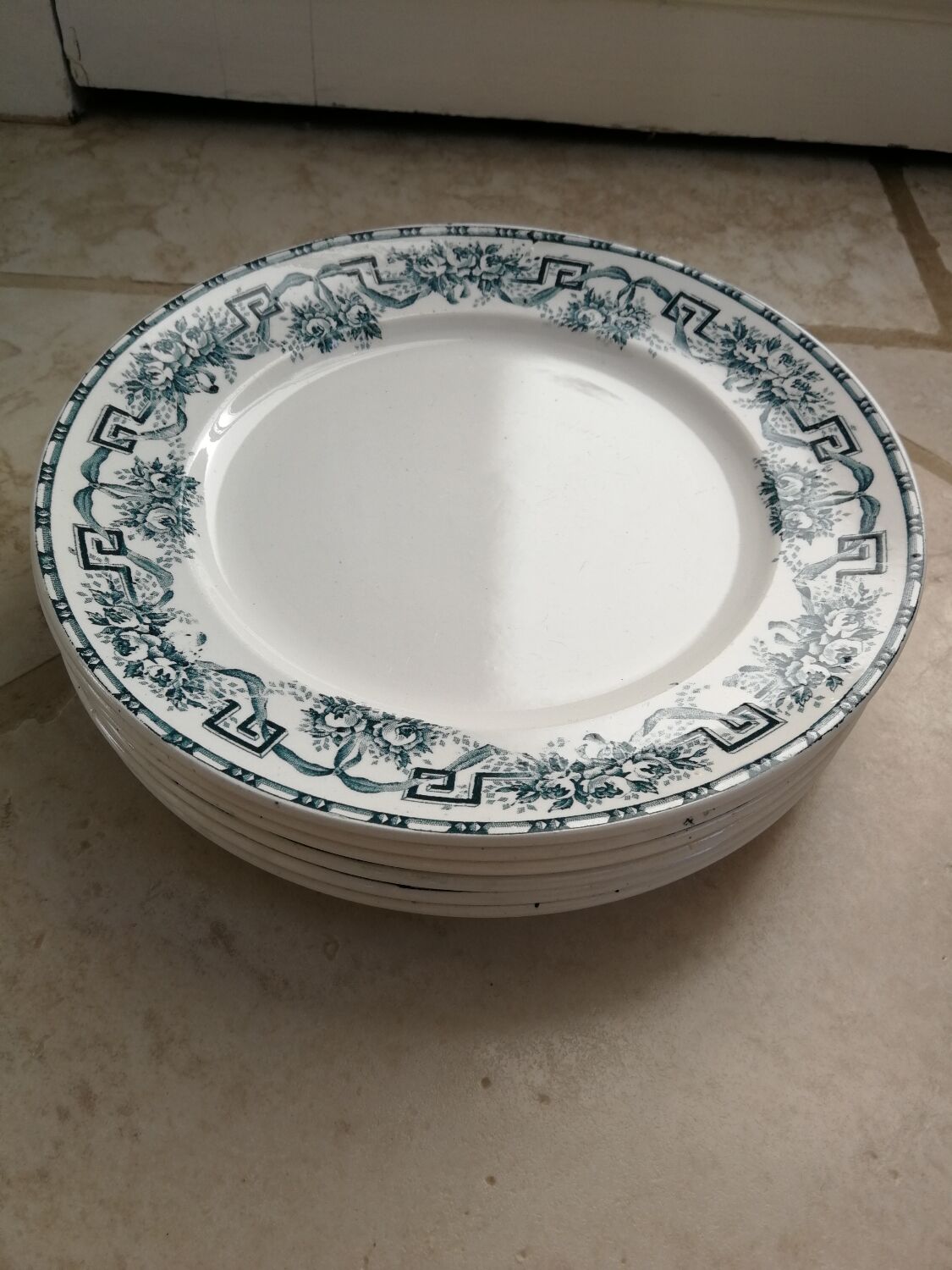 Set of dessert plates Moulins des Loups and Hamage