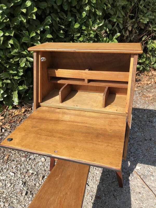 Bureau d’enfant vintage