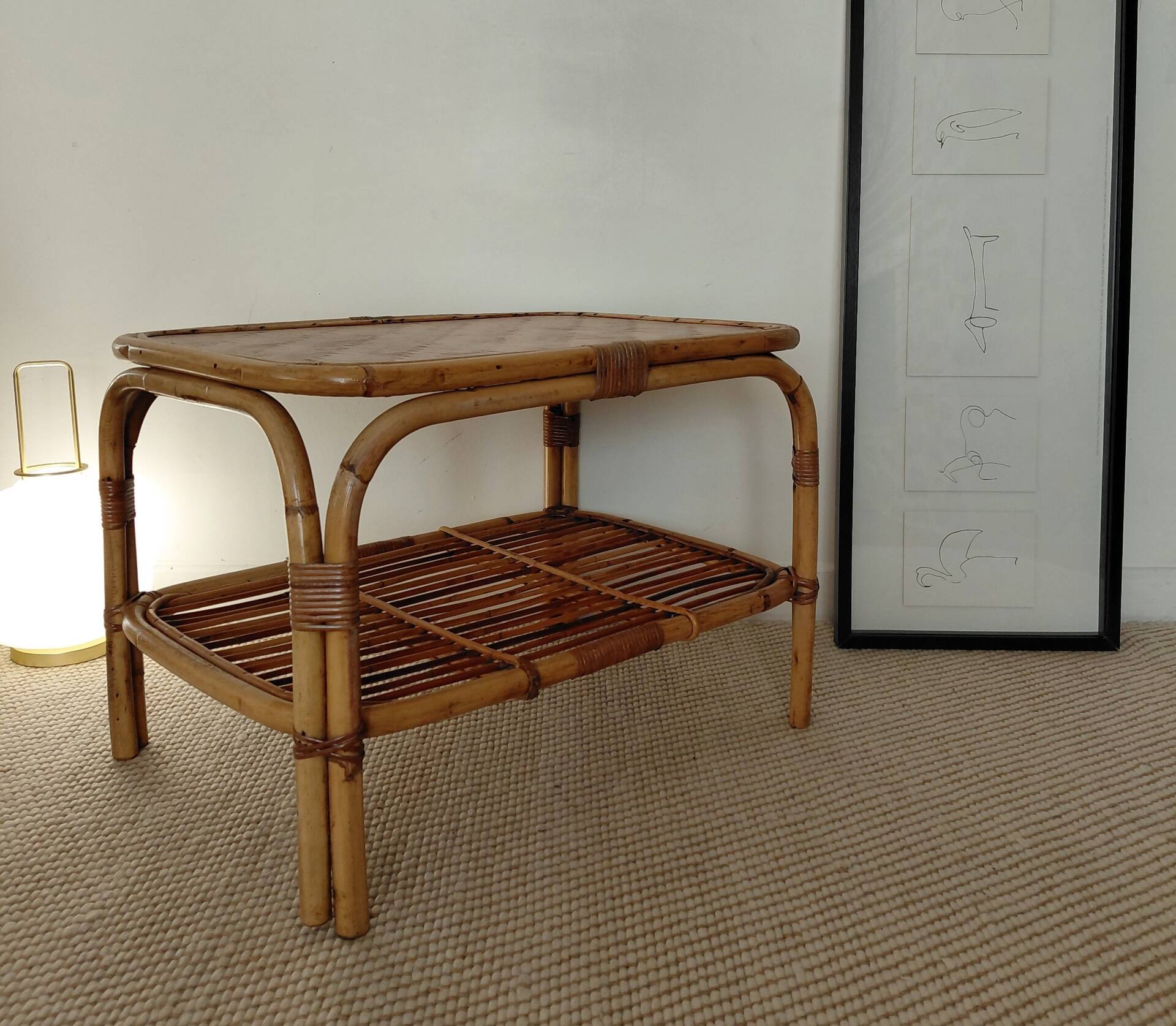 Vintage rattan coffee table from the 70s - organic lines, Riviera spirit.