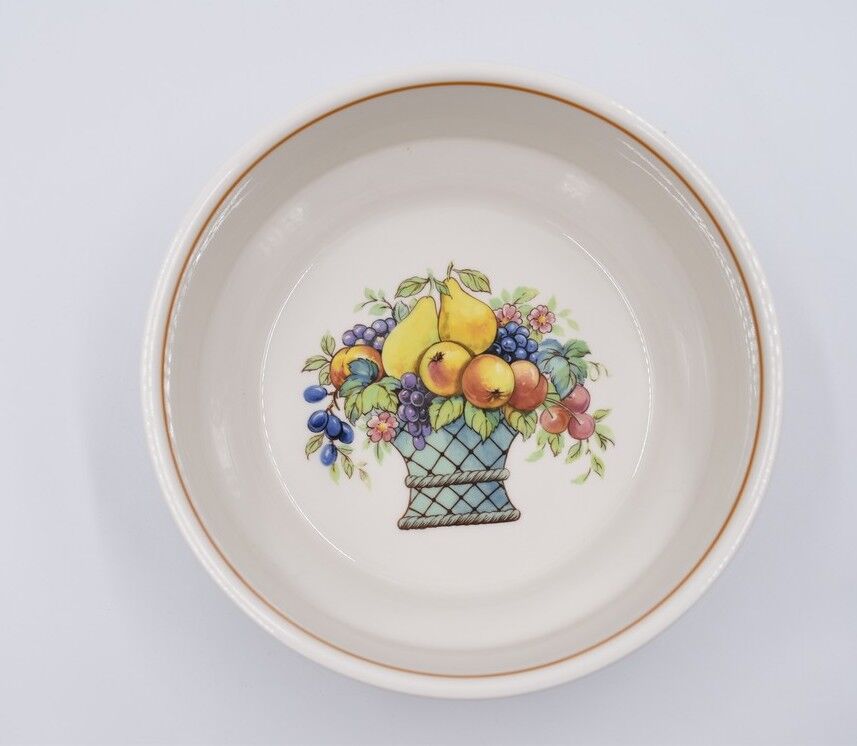 Salad bowl Villeroy & Boch model Basket