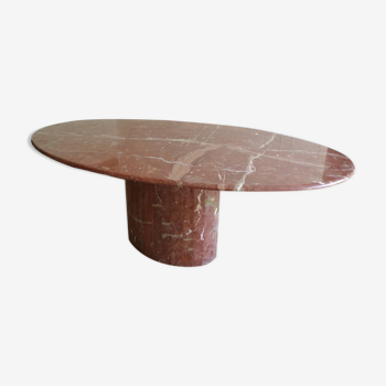 Oval marble table