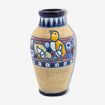 Amphora Art Deco vase in chick earthenware