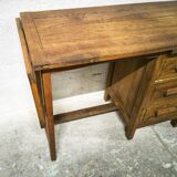 Desk minister for children