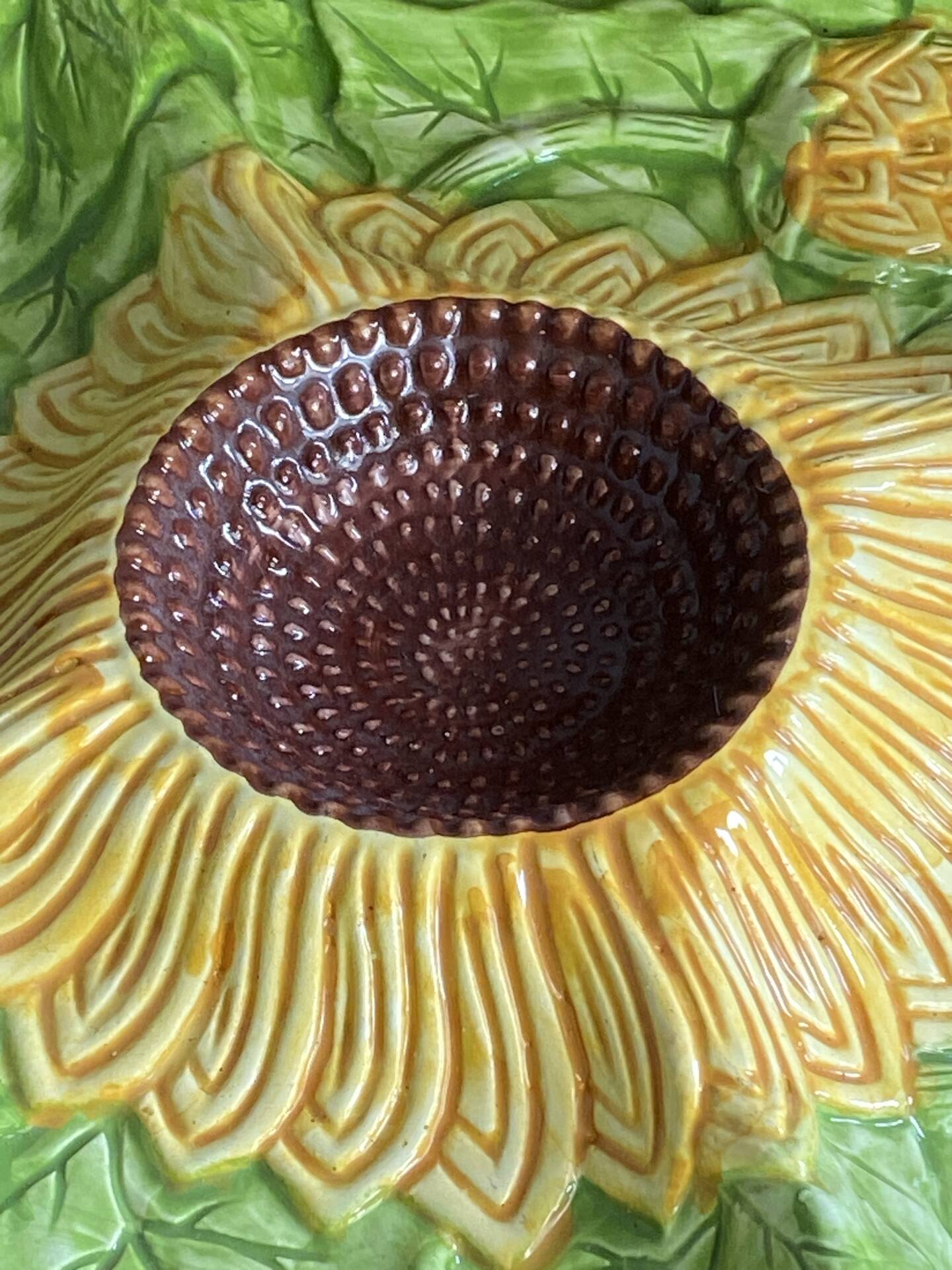 Divided plate, sunflower in slipware