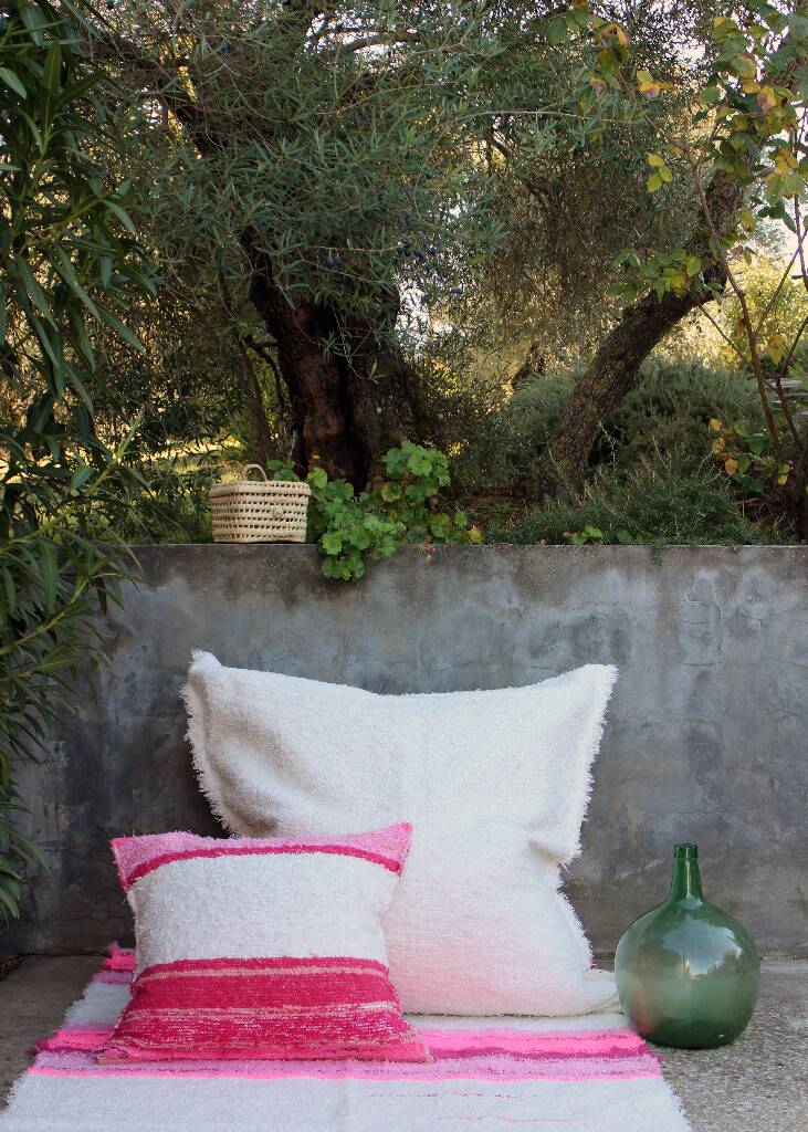 Handwoven recycled cotton rug - 120 x 170 cm