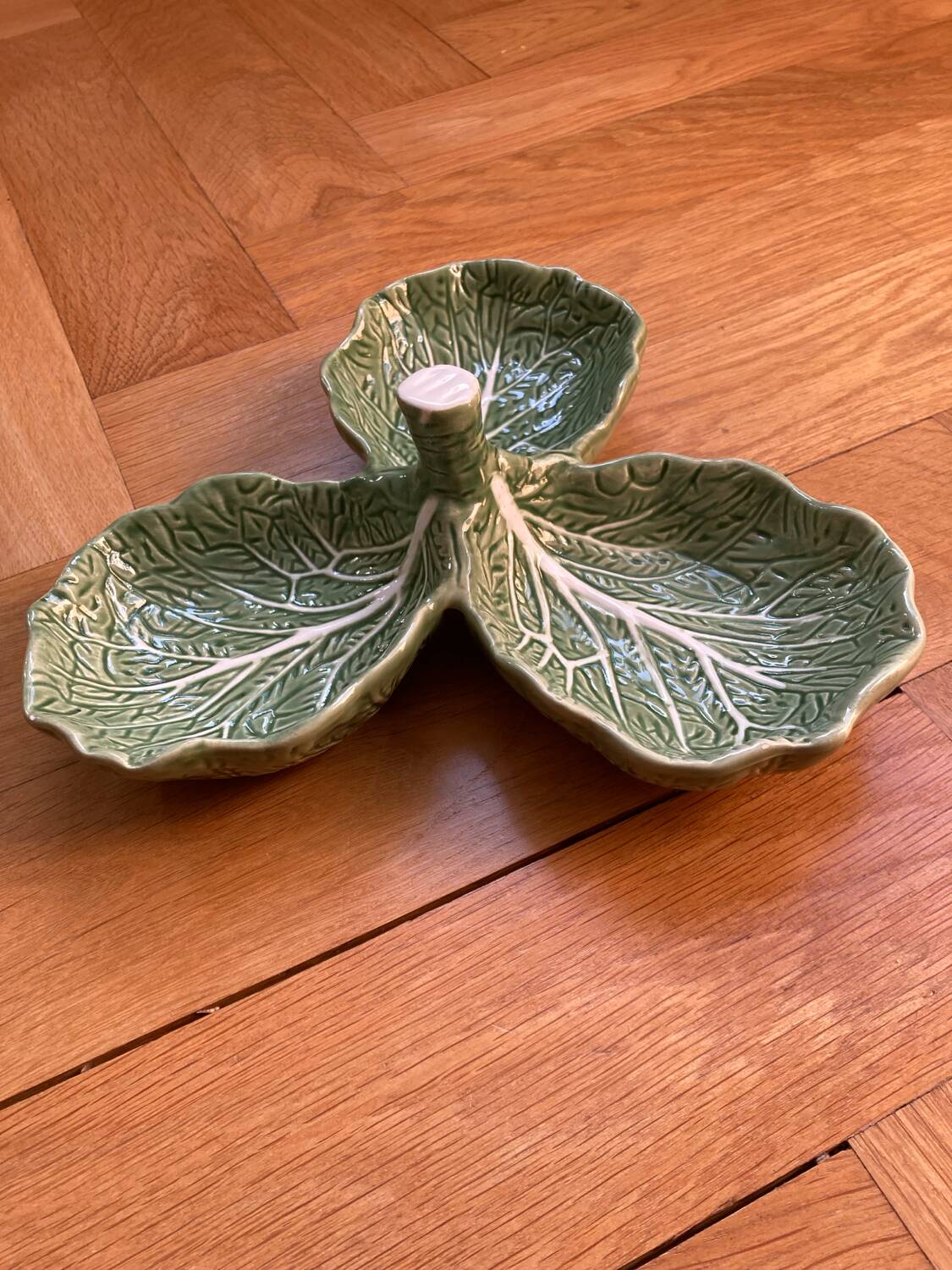 Cabbage leaf dish