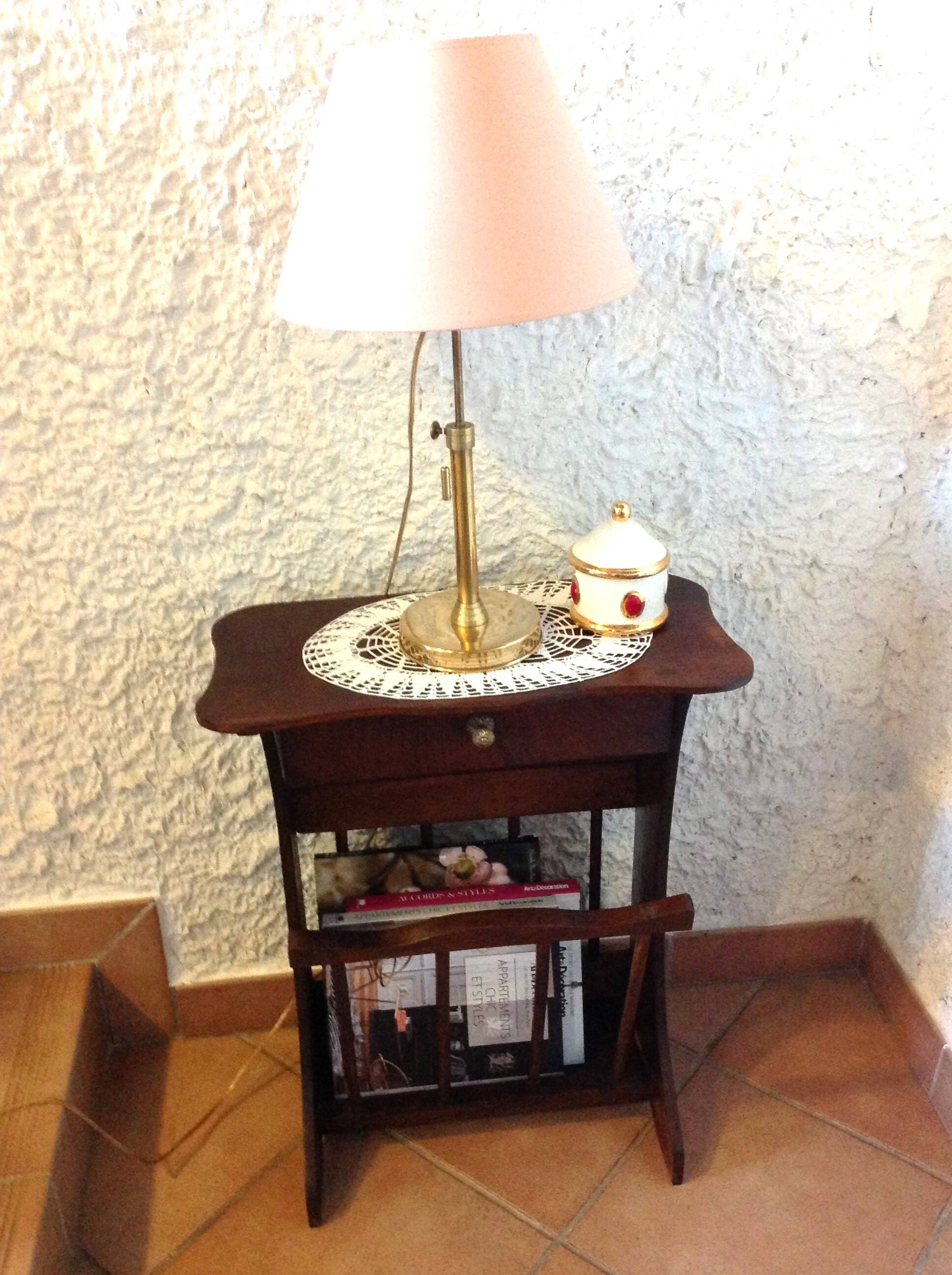 Magazine holder in varnished wood / vintage 60s