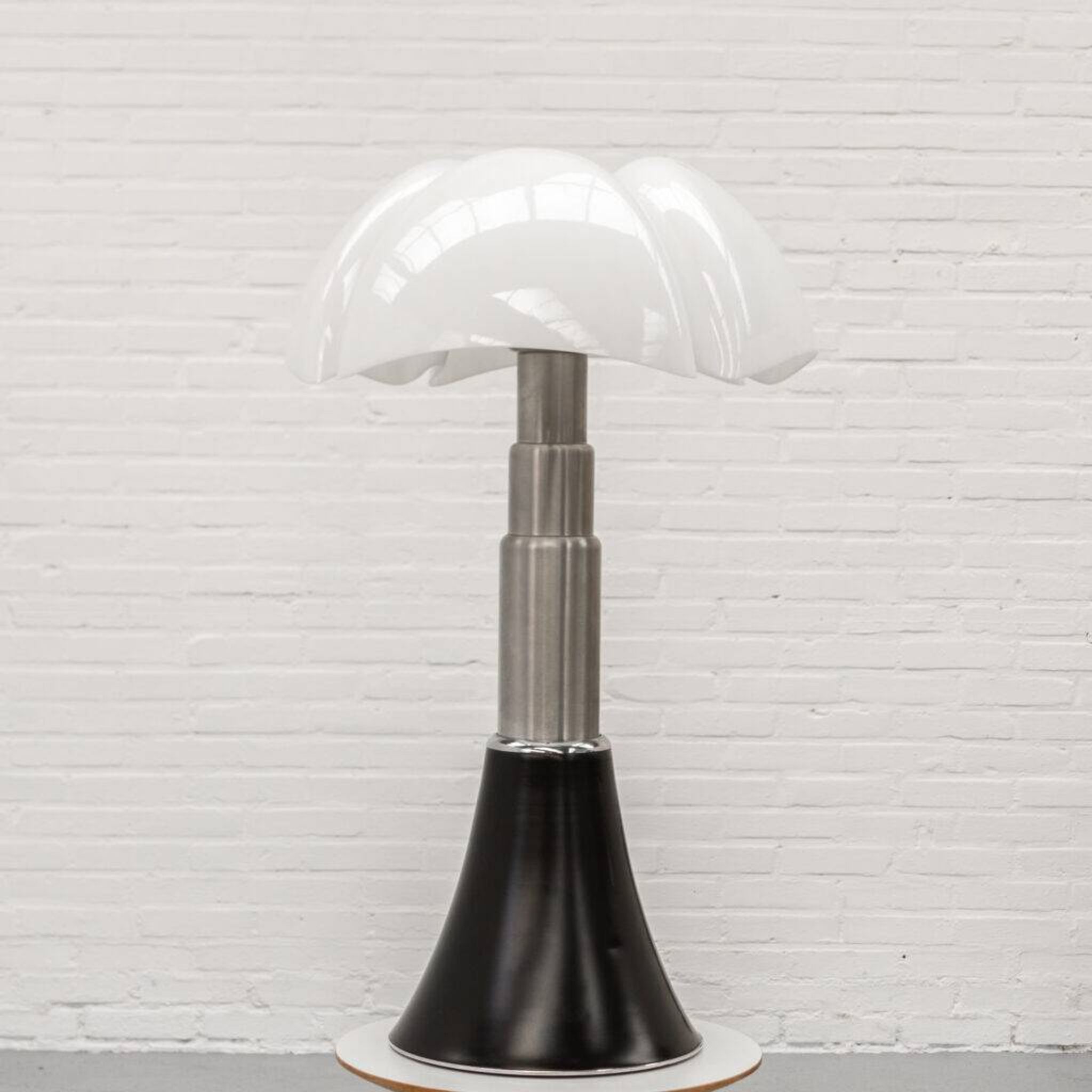 Lampe Pipistrello Gae Aulenti Martinelli Luce années 1970