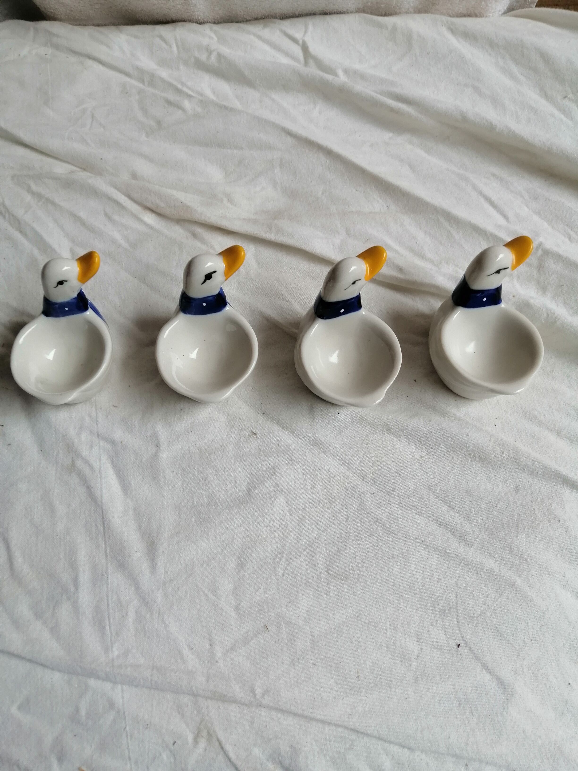 Vintage ceramic duck eggcups
