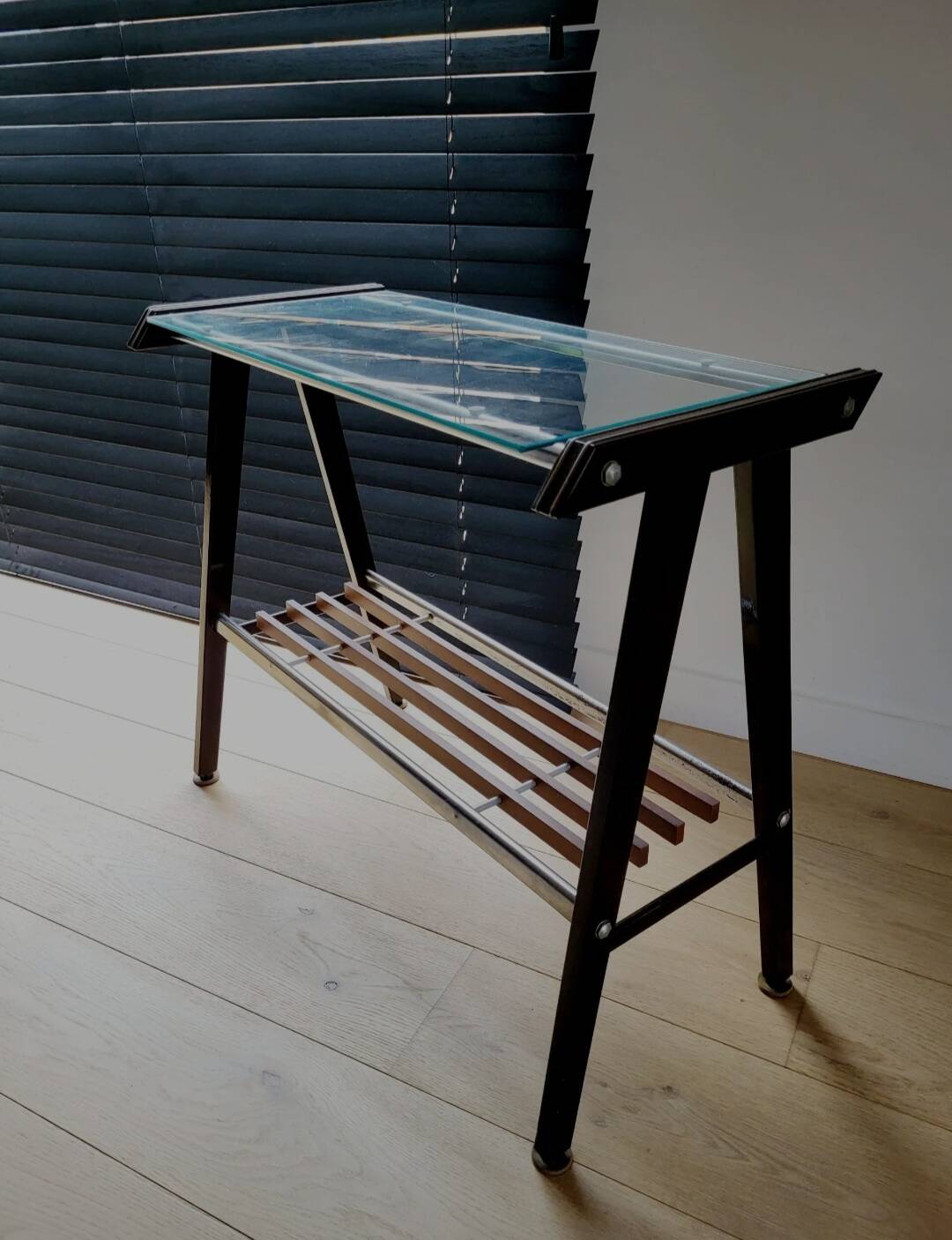 Bijzettafel vintage de plantentafel, vermoedelijk Zuenelli, jaren 1960