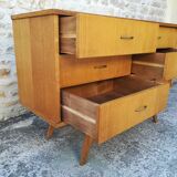 Six-drawer chest of drawers