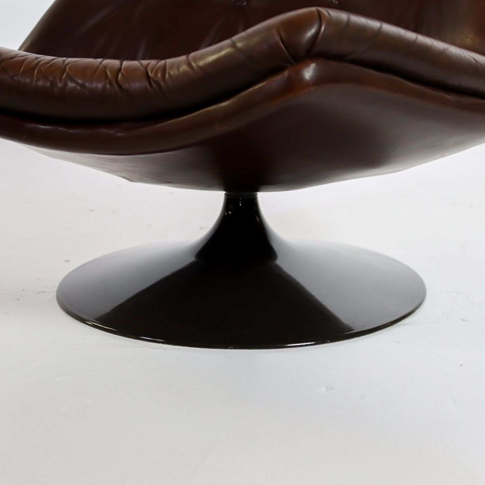 Leather F511 Lounge Chair by Geoffrey Harcourt for Artifort 1960s