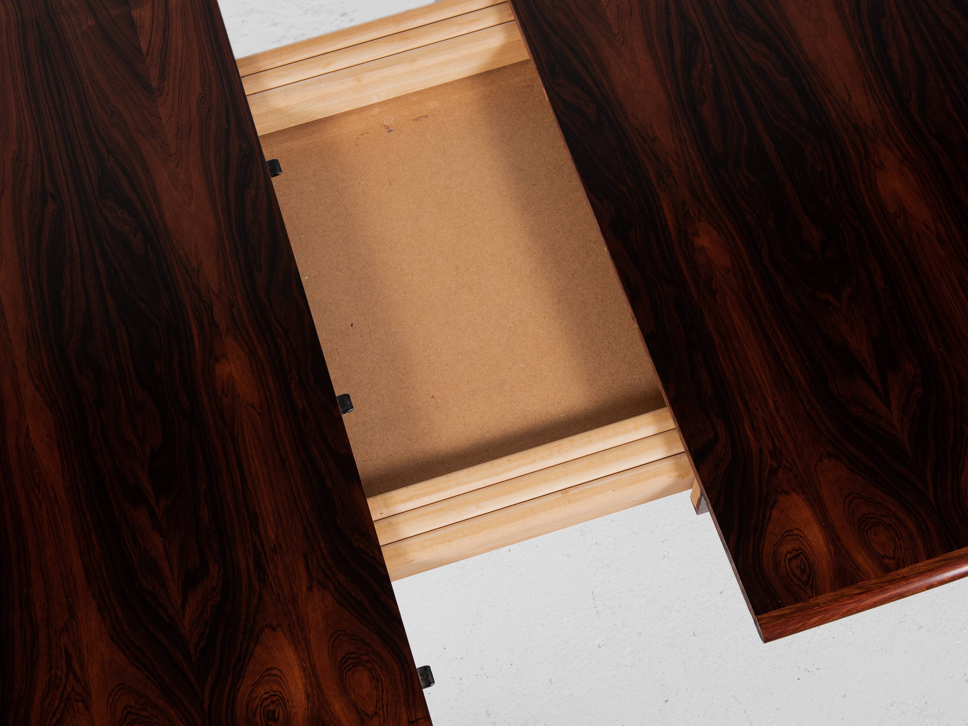 Midcentury Danish oval dining table in rosewood 1960s - with 2 extensions