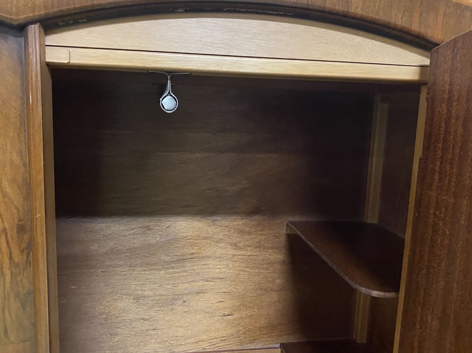 English walnut student penderie