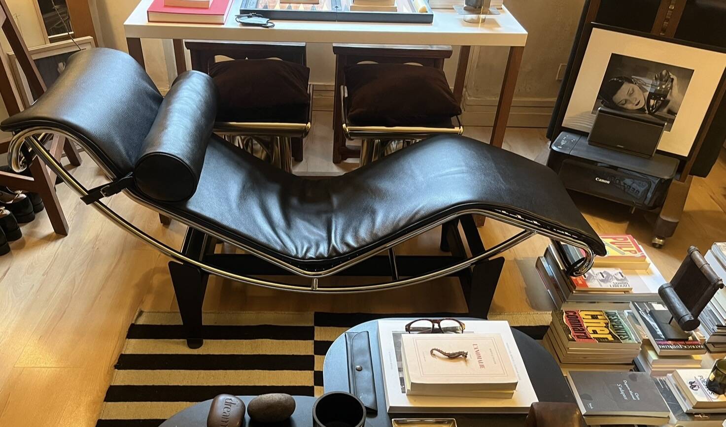 LC4 chair Le Corbusier
