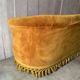 Velvet toad bench