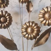 Wall lamp golden metal flowers