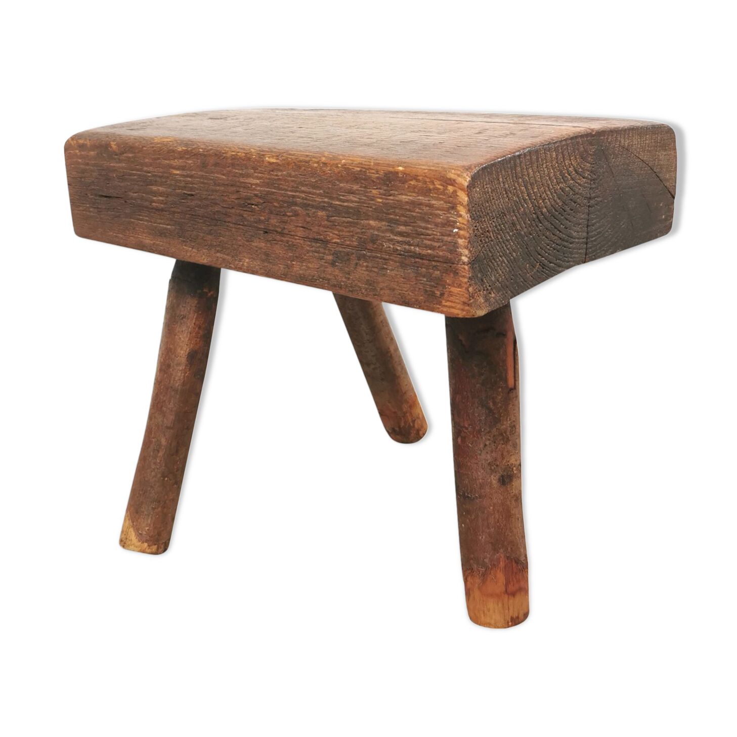 Tabouret tripode artisanal