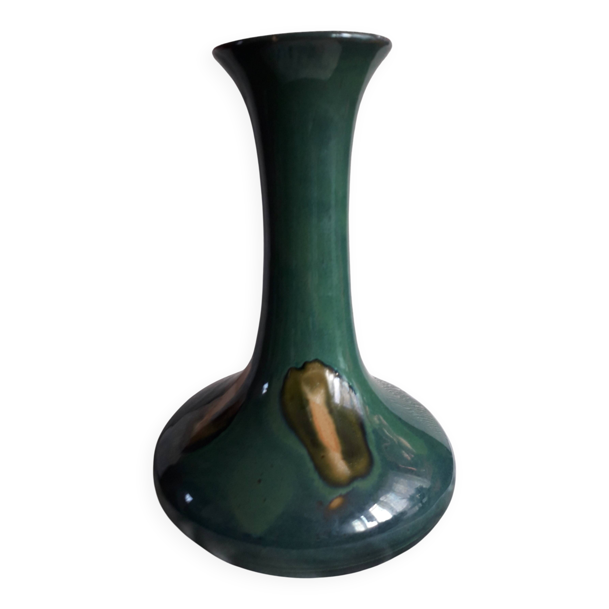 Vintage ceramic vase with a very original design.