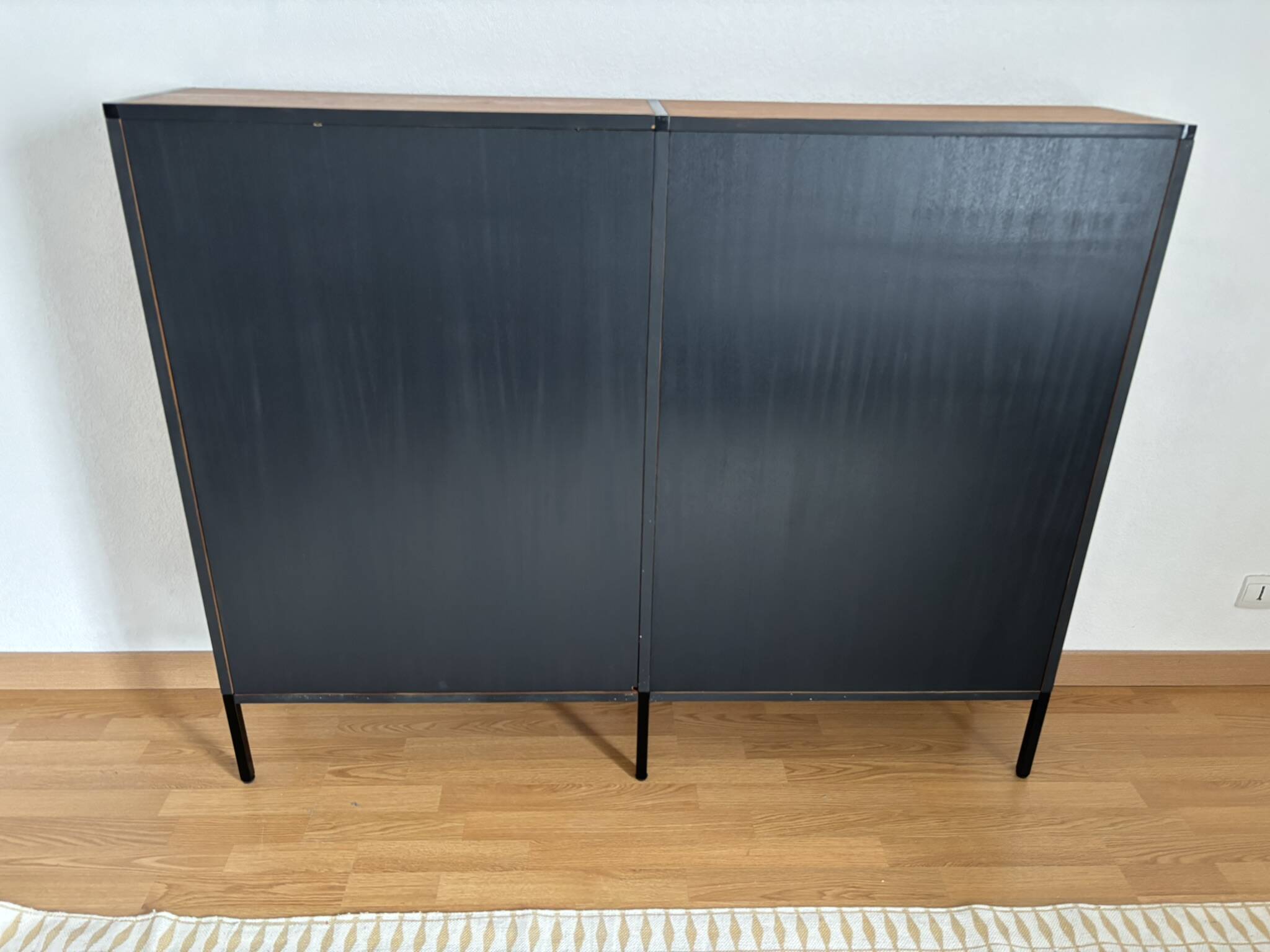 ARP MINVIELLE display case