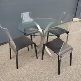 Table en acier et verre