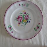 2 flat plates red flower faience Saint Clément