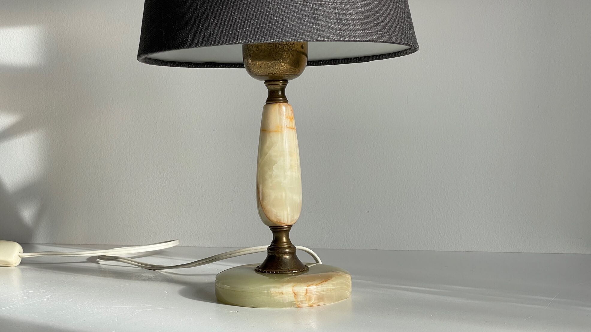 Lamp feet in vintage onyx stone
