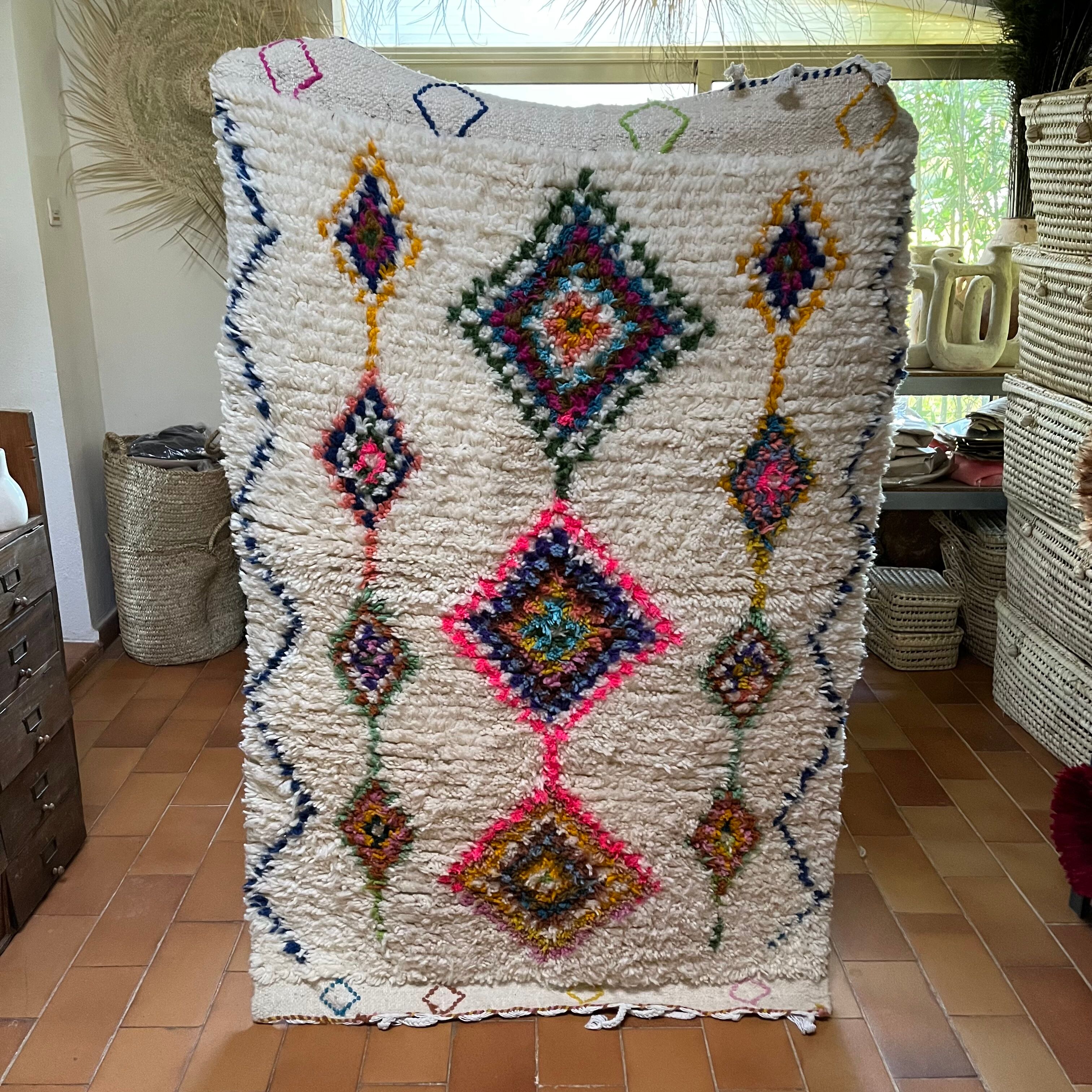 Moroccan azilal carpet 105x170 cm