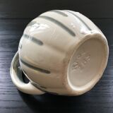Pitcher melon beige drips