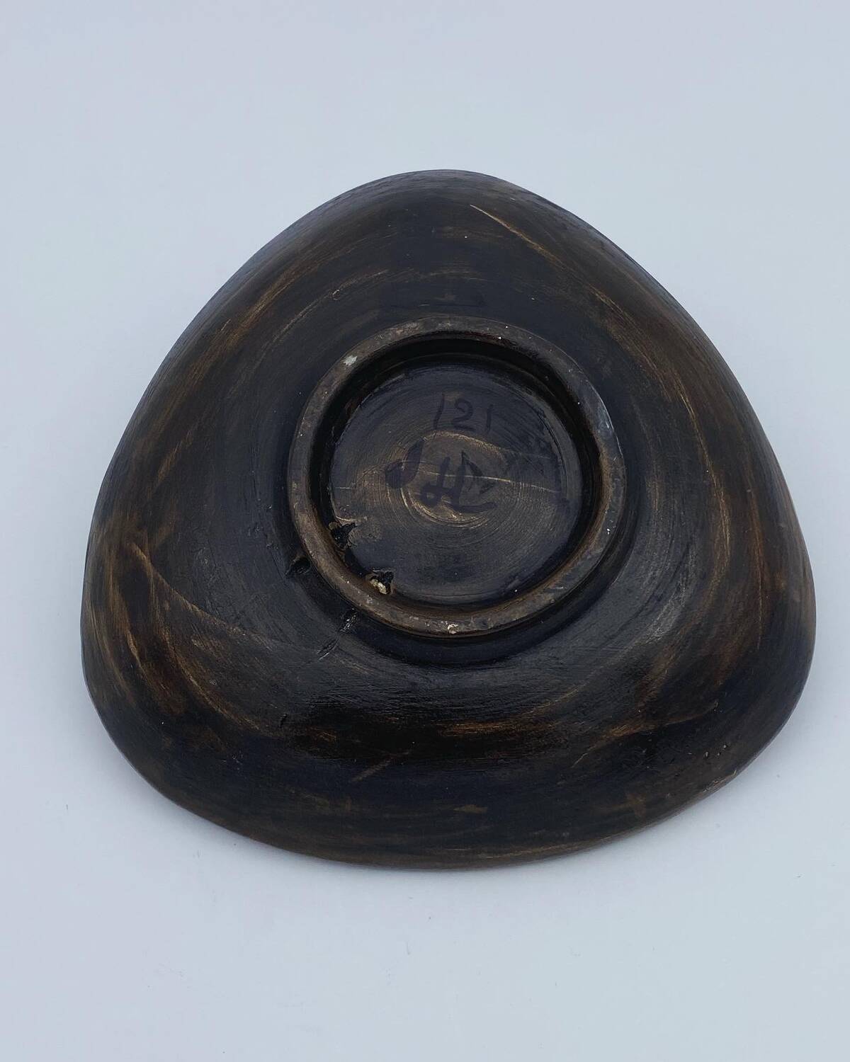 Triangular shaped cup - jean de lespinasse