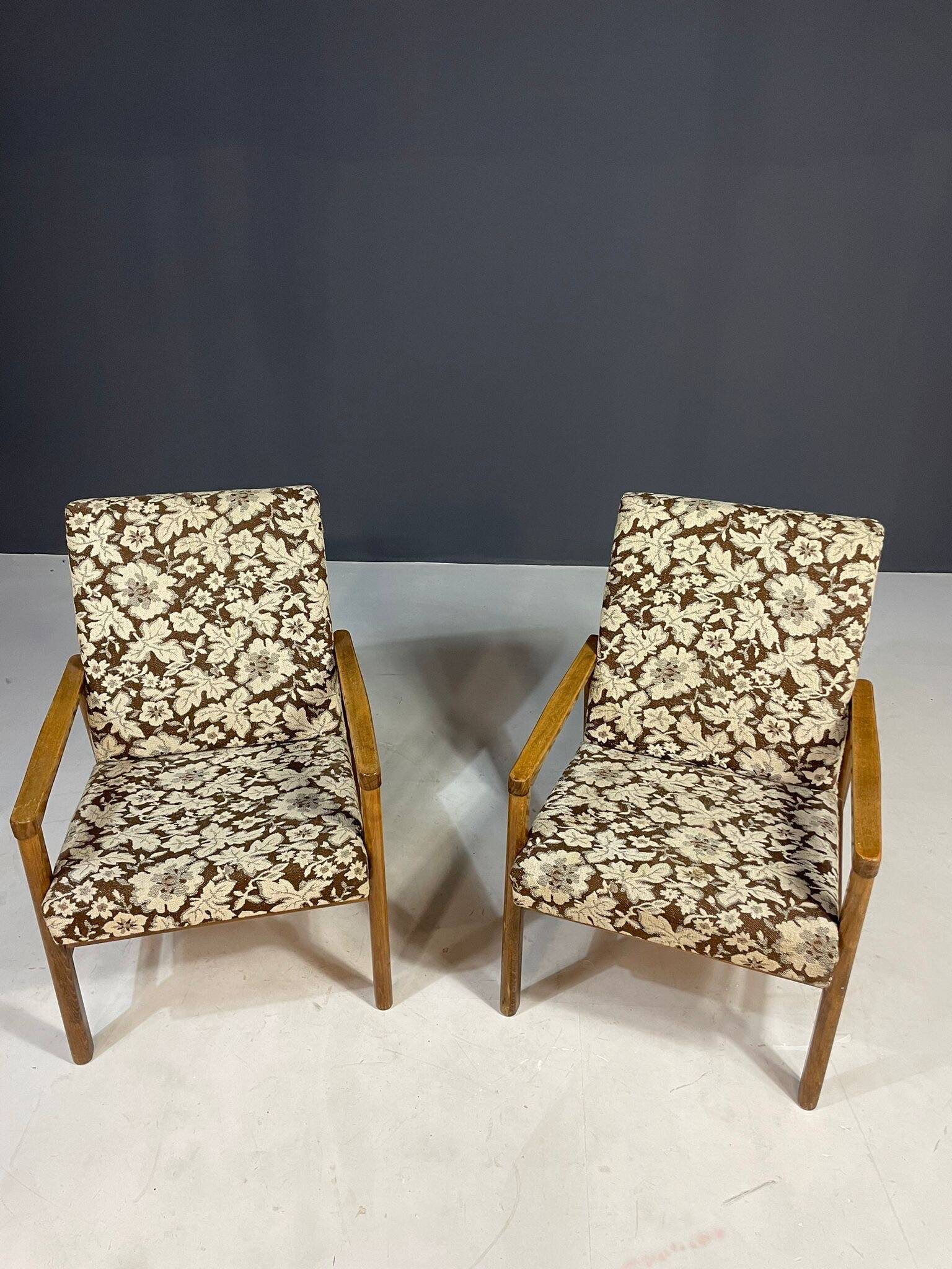 Pair of retro armchairs with floral upholstery, Czechoslovakia, 1960s