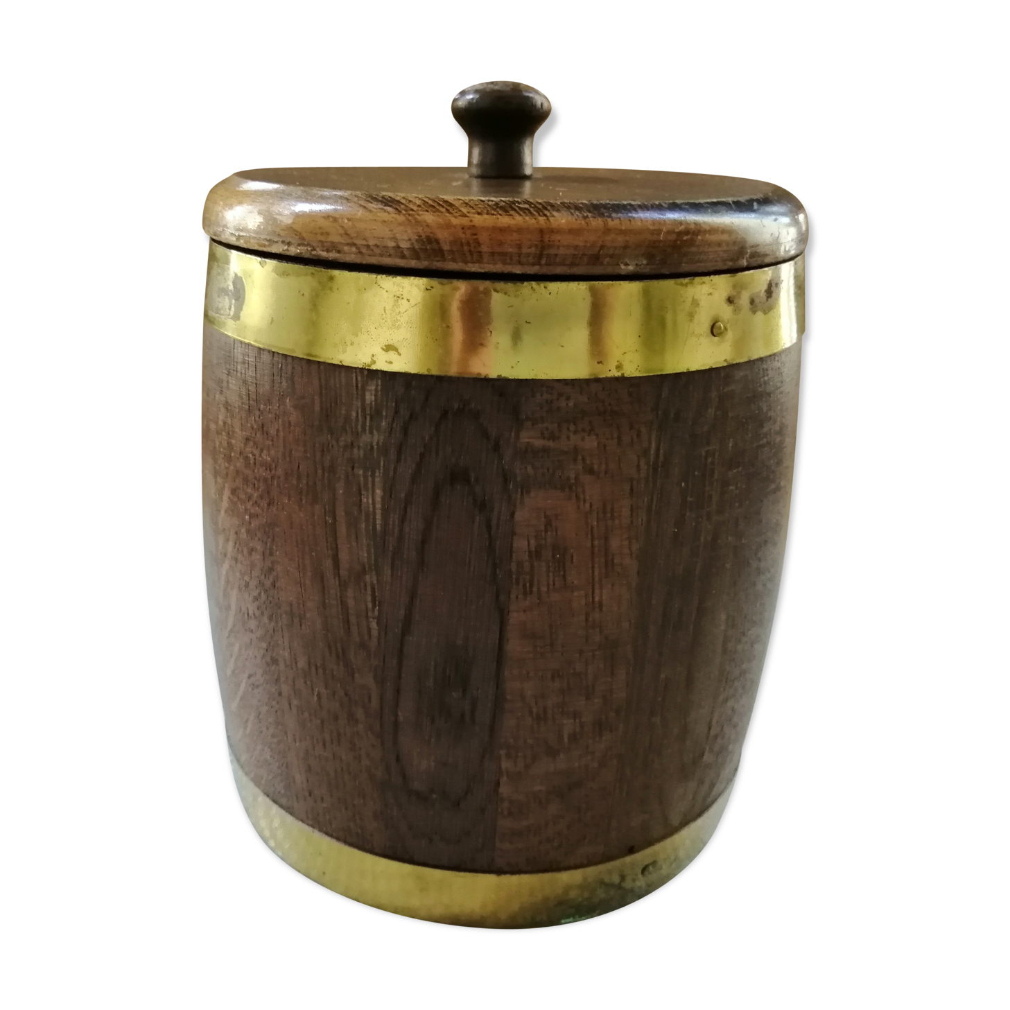 Ice bucket in late 19th Country