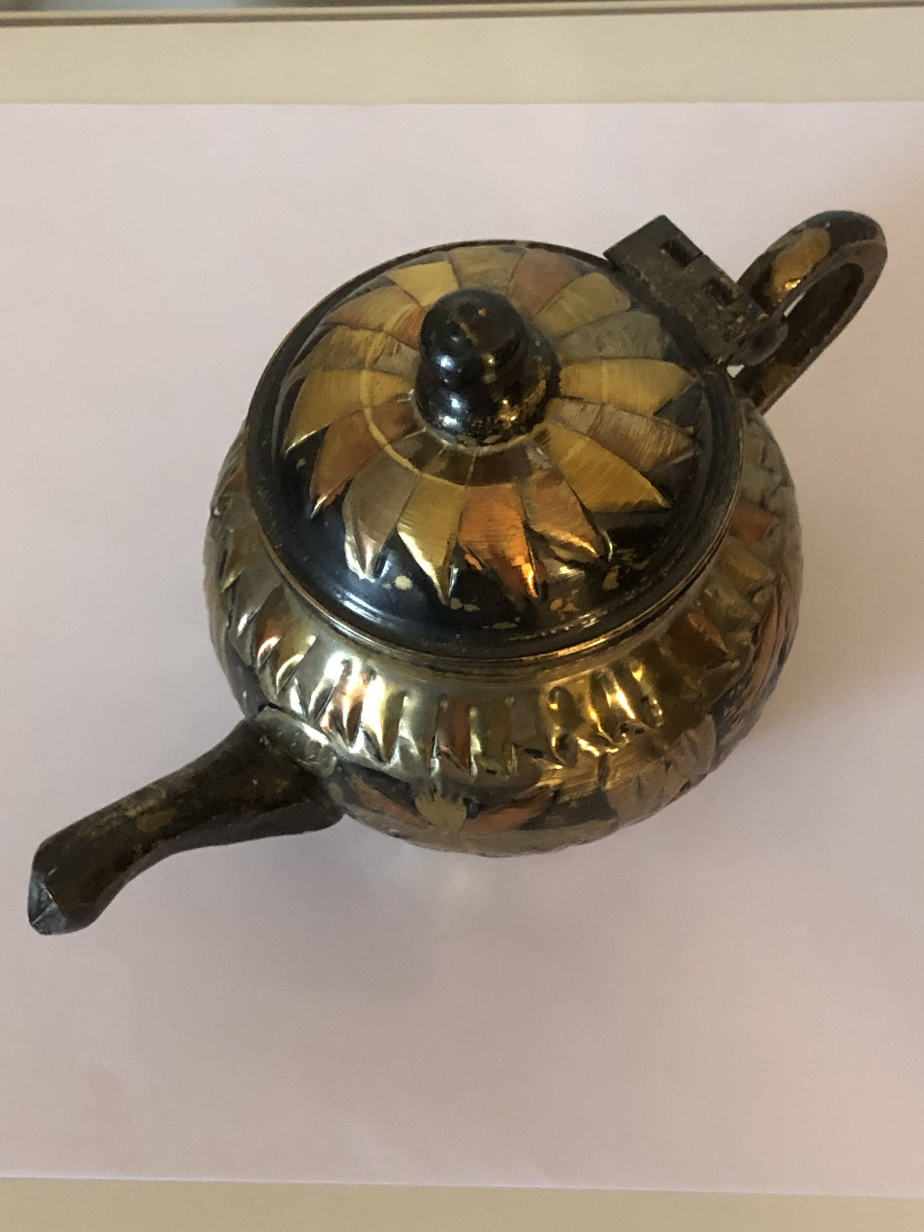 Oriental Teapot / North Africa