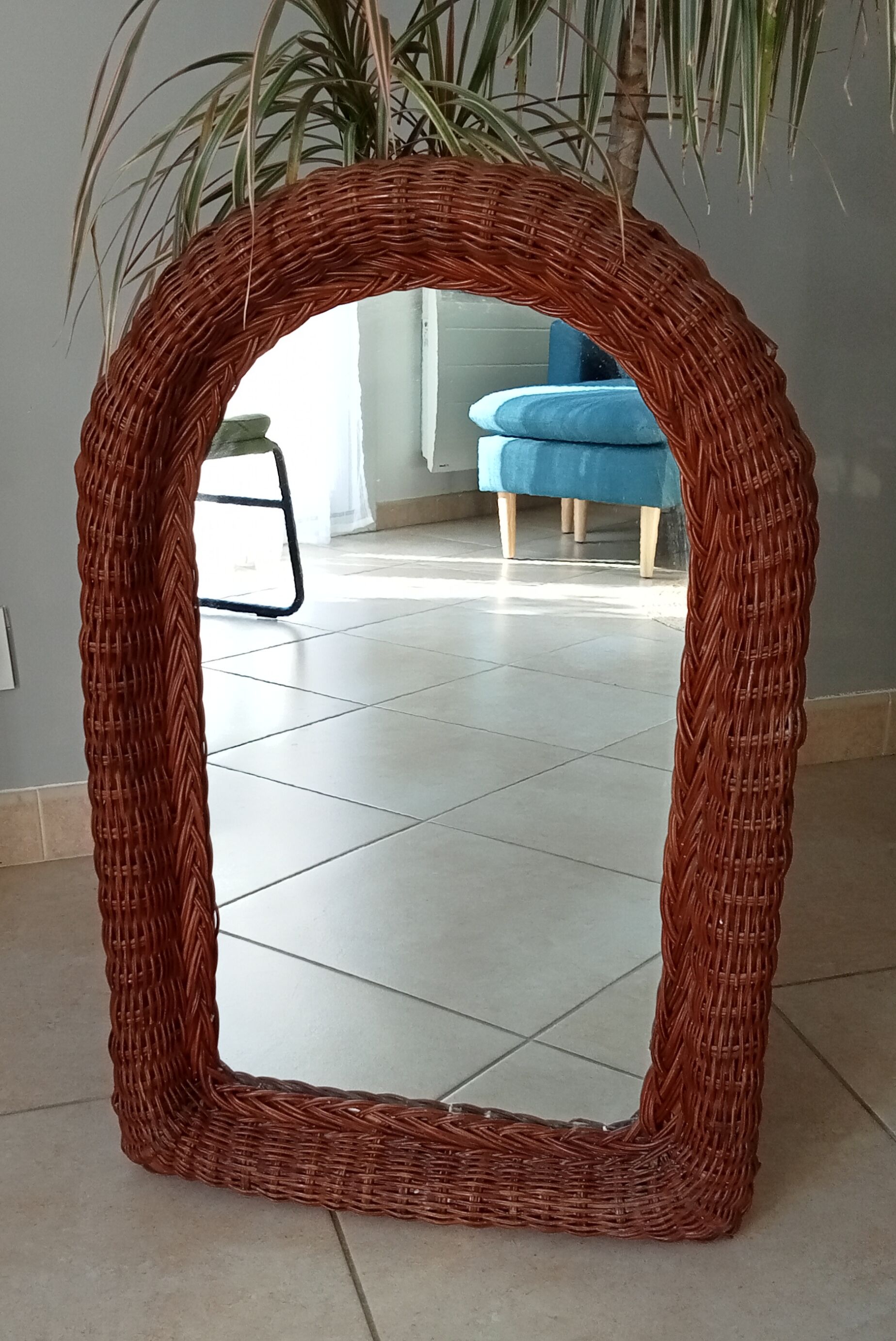 Vintage braided wicker mirror 72x47cm