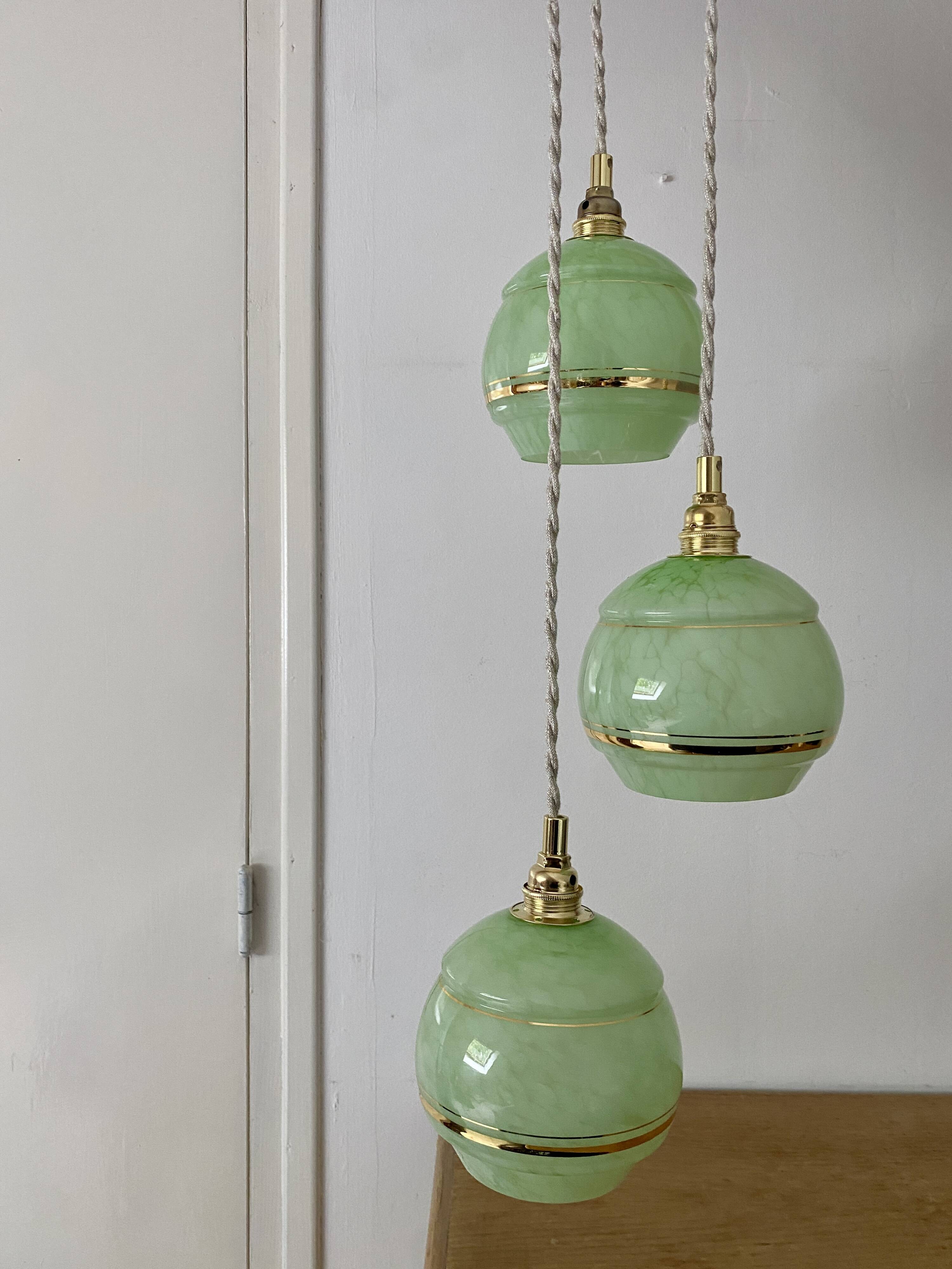 Vintage art deco triple globe pendant light in mint and gold glass