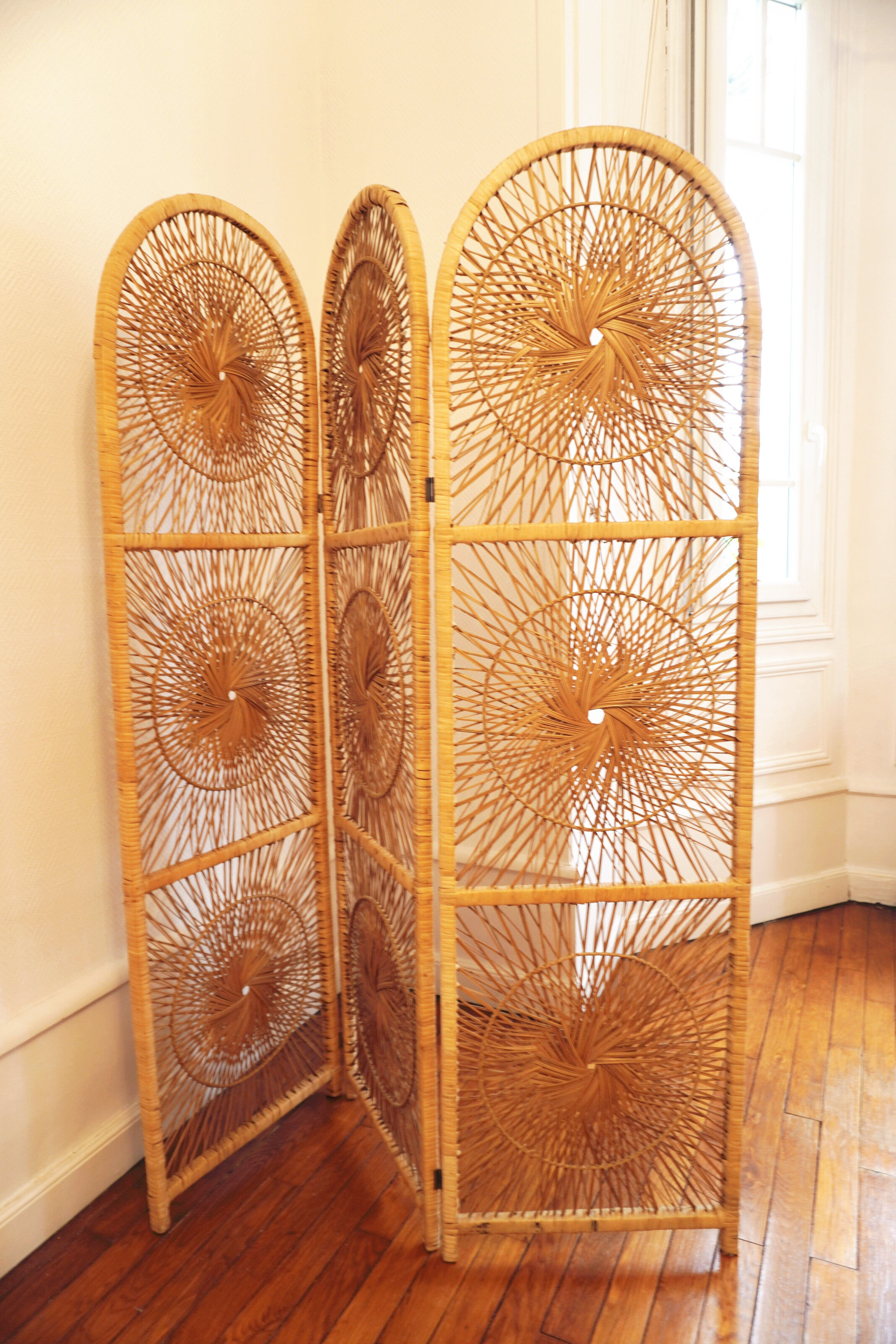 Rattan peacock screen