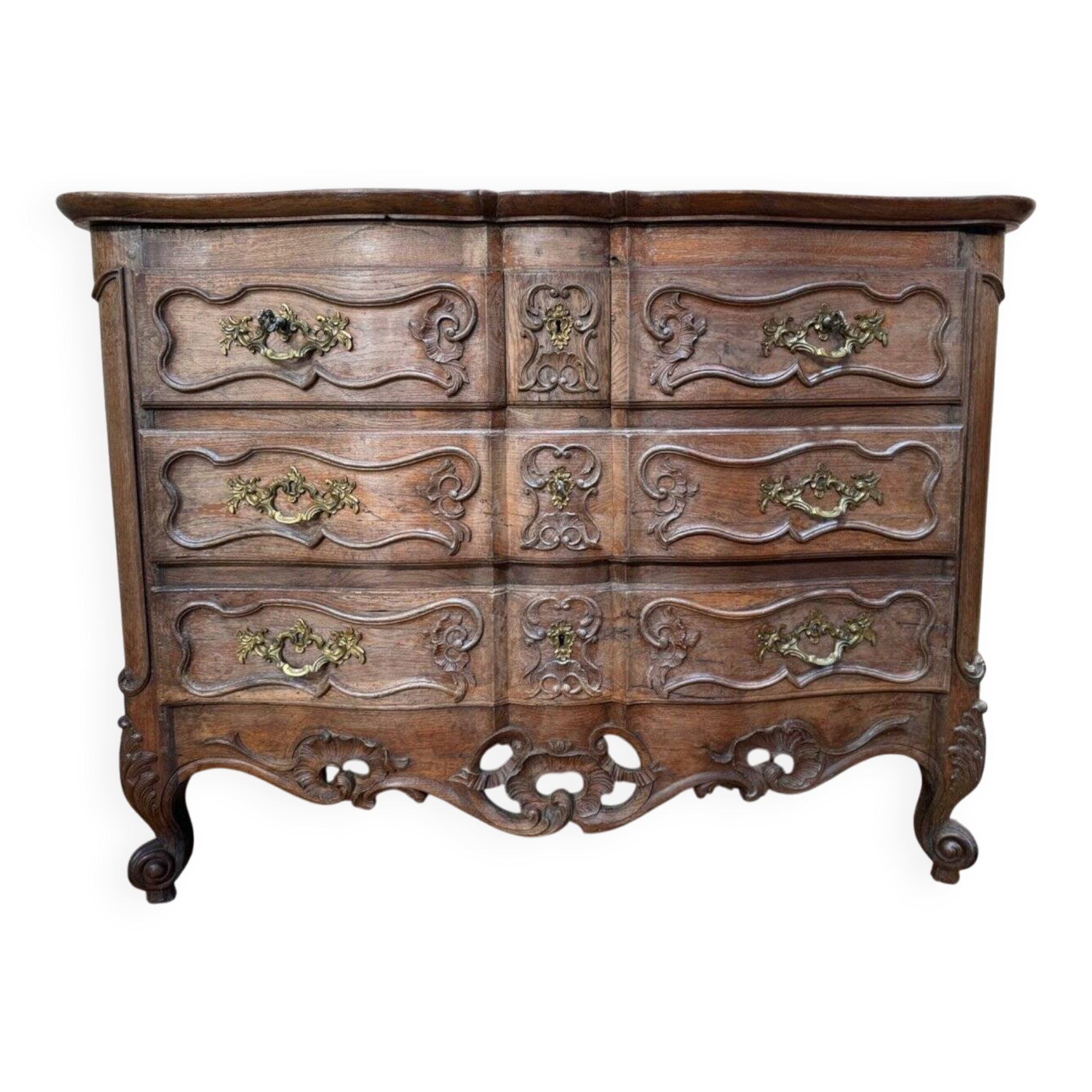 Nîmes Louis XV commode in carved oak