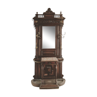 Wooden, brass and marble cloakroom