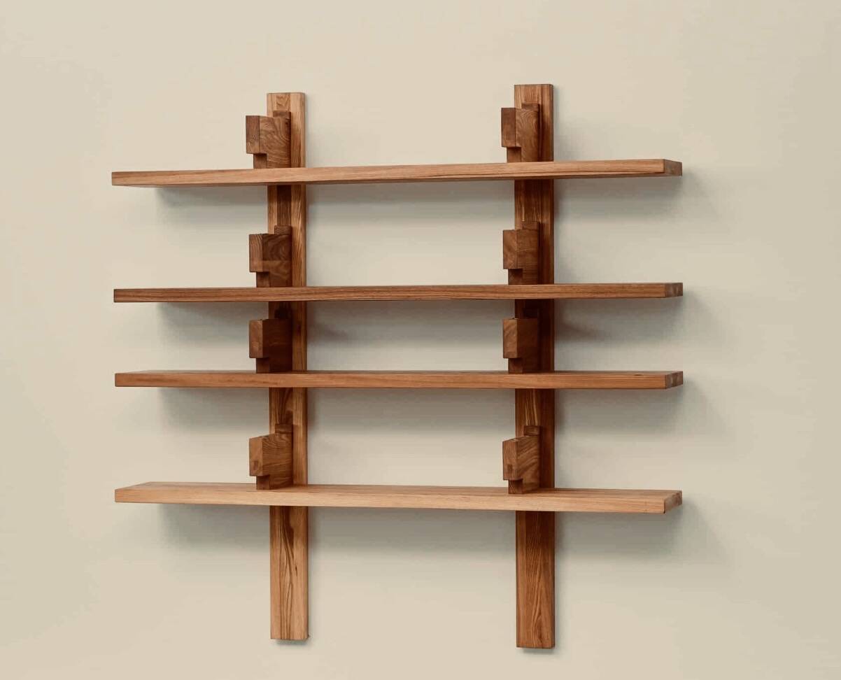 Shelf b17 Pierre Chapo