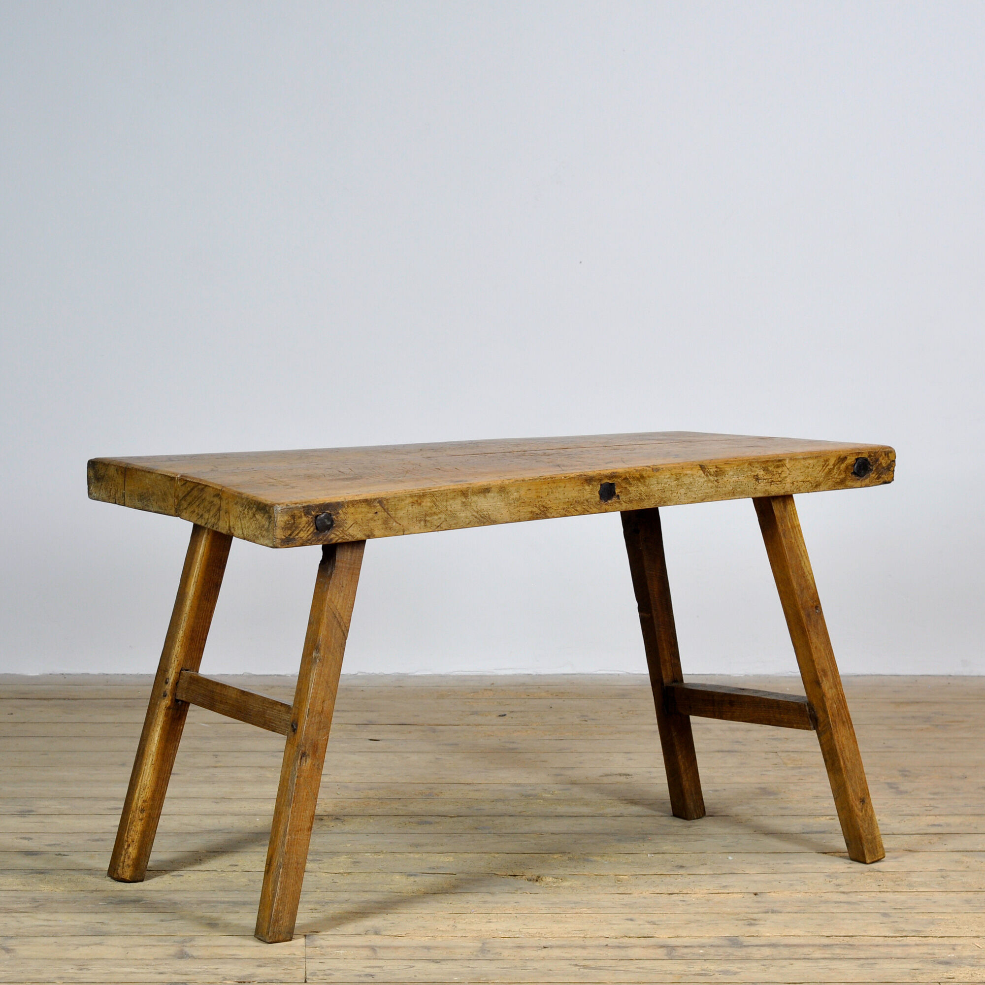 Table de boucher en chêne, vers 1920