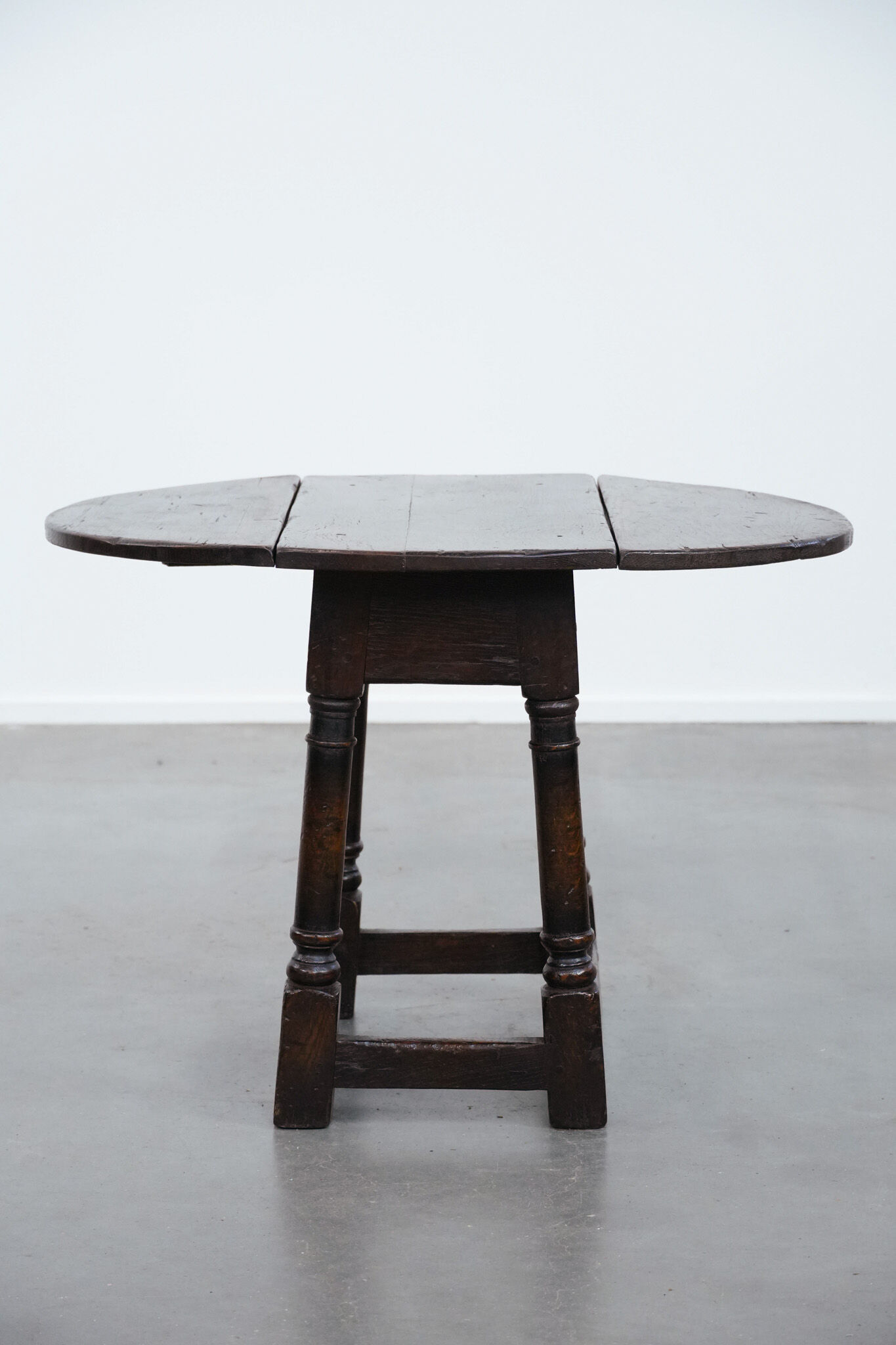 Tabouret anglais ancien à abattants, en chêne, datant du XVIIIe siècle