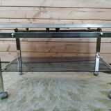 Swivel rolling coffee table